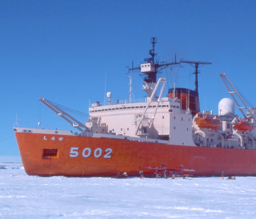 三代目南極観測船“SHIRASE5002”船内見学ツアー