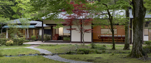 憧れの豪華列車『オリエント急行』で貸切ランチ IN箱根ラリック美術館 &登録有形文化財 東山旧岸邸