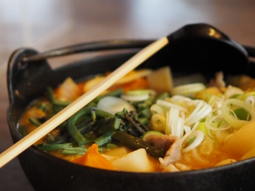 ネモフィラと富士山の絶景！山中湖 花の都公園&富士山を体感「ふじさんミュージアム」