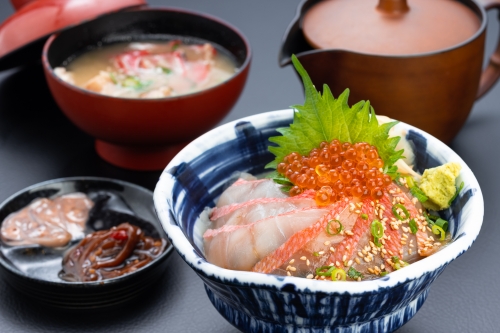 金目鯛紅白二色丼と伊豆屈指のパワースポット三嶋大社&みかん狩り